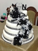 WEDDING CAKE